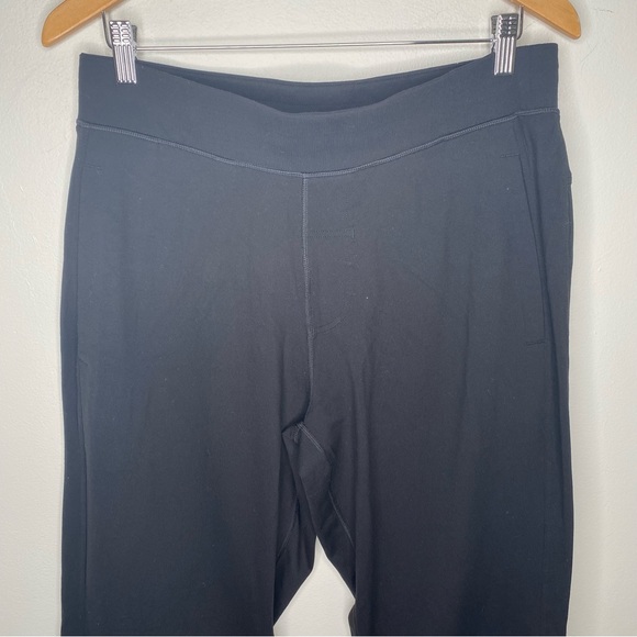 Lululemon Kung Fu Black Sweatpants - Picture 3 of 8